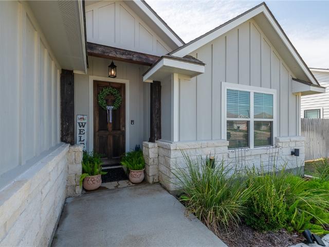 House for sale in Snook, Texas