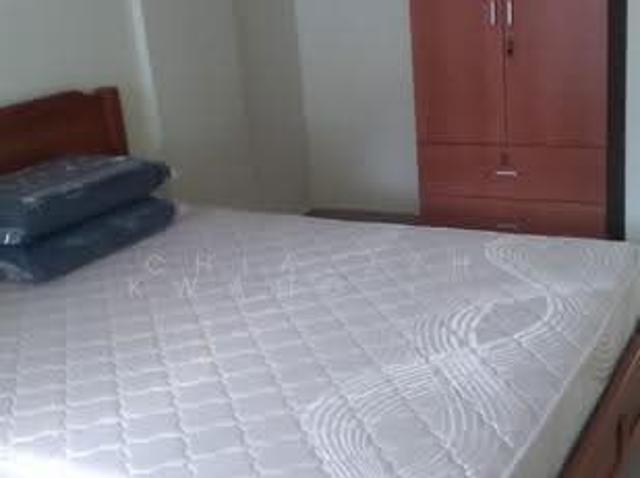Apartment for rent in Bukit Batok East, Singapore