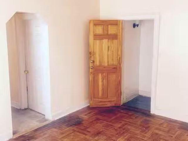House for rent in Astoria House for rent in Astoria