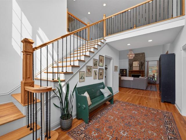 House for sale in Bowling Green, Warren County
