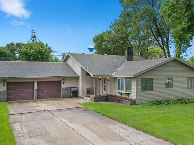 House for sale in Hector, Minnesota