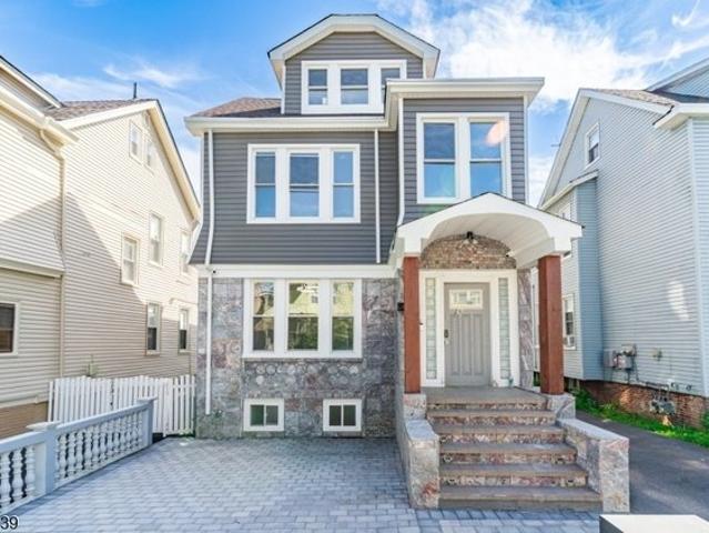 House for sale in Hillside, New Jersey