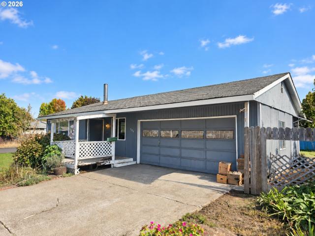 House for sale in Junction City, Lane County