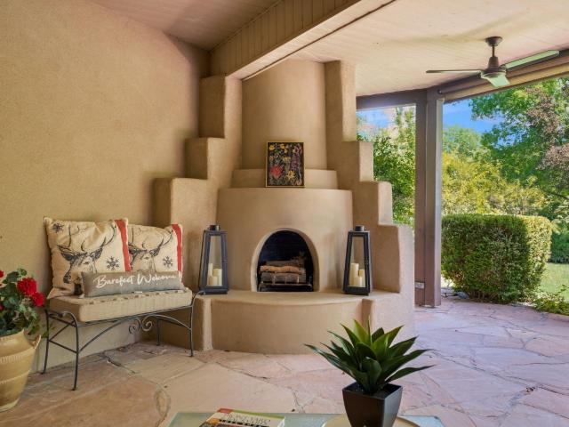 House for sale in Bosque Farms, Valencia County