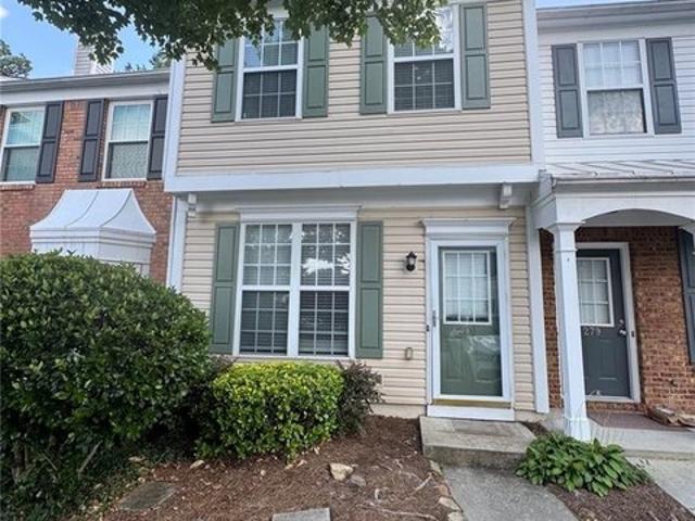 Townhouse for sale in Alpharetta, Georgia