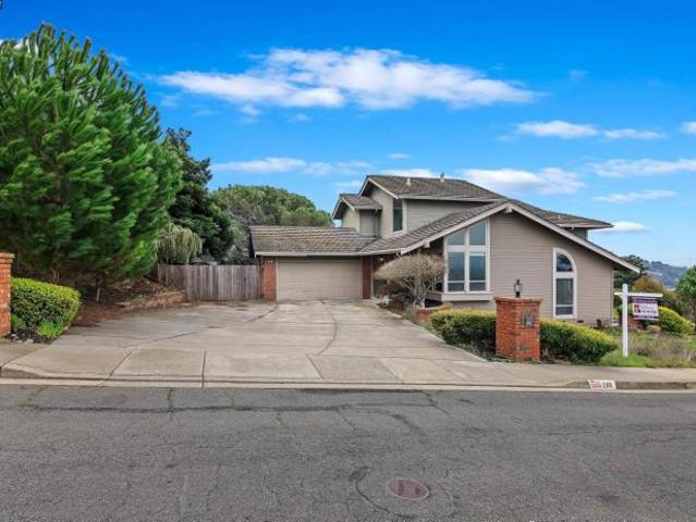 House for sale in Crockett, California