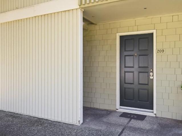 Condo for sale in Mountain View, California