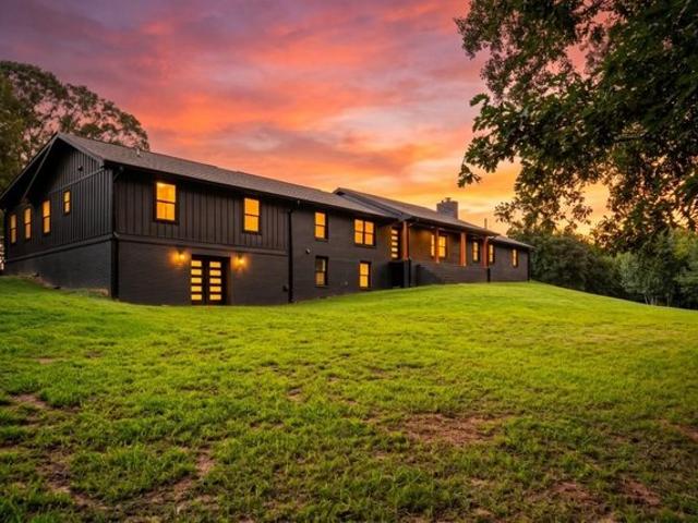 House for sale in Auburn, Barrow County