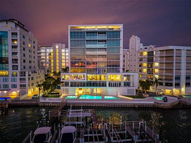 Condo for sale in Sarasota, Florida