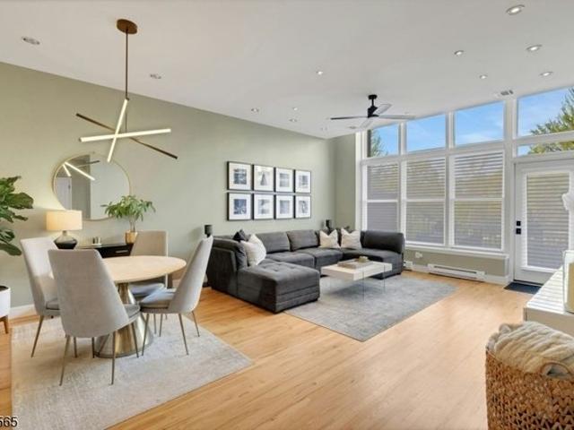 Condo for sale in Passaic, New Jersey