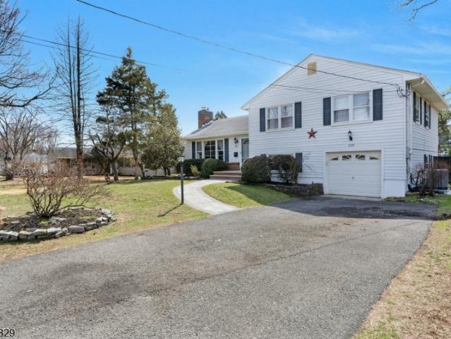 House for sale in Bound Brook, New Jersey