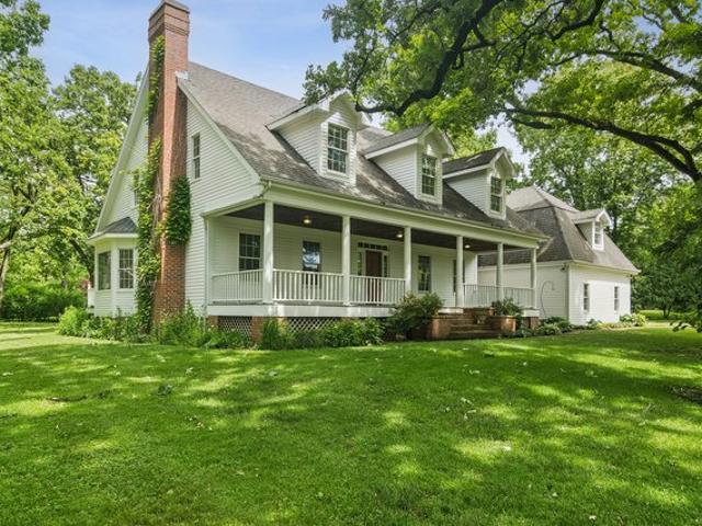 House for sale in Barrington, Illinois