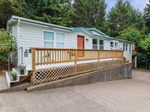 House for sale in Newport, Lincoln County