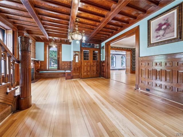 Commercial for sale in Cheektowaga, New York