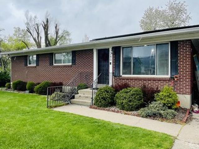House for sale in Oakridge Highlands, Kaysville
