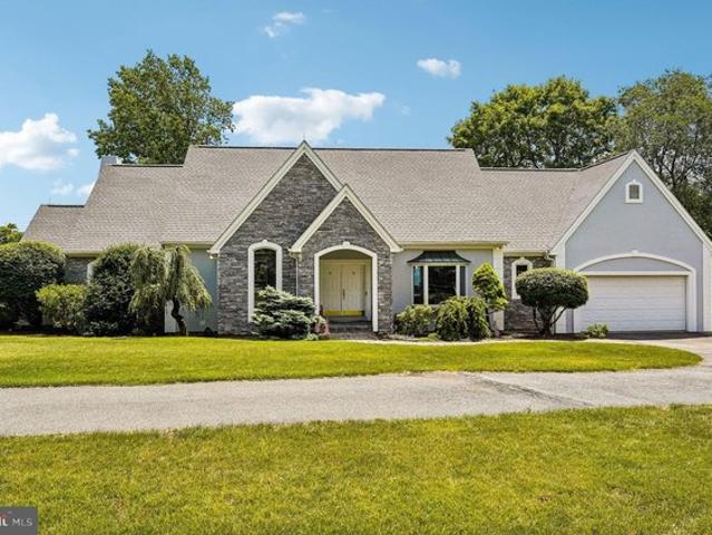 House for sale in Easton, Pennsylvania