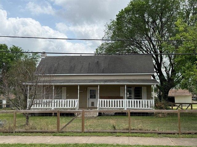 House for sale in Crawford, Texas