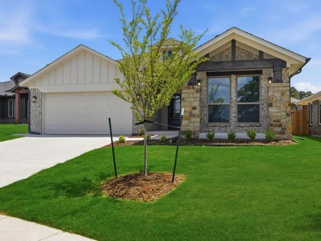 House for sale in Harrah, Oklahoma County