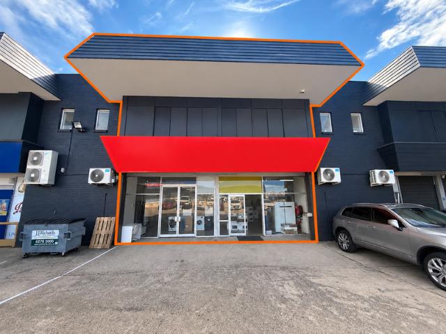 Warehouse for rent in Fyshwick, Canberra