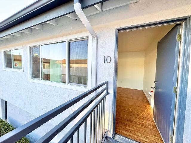 Apartment for rent in Huntington Beach, Orange County
