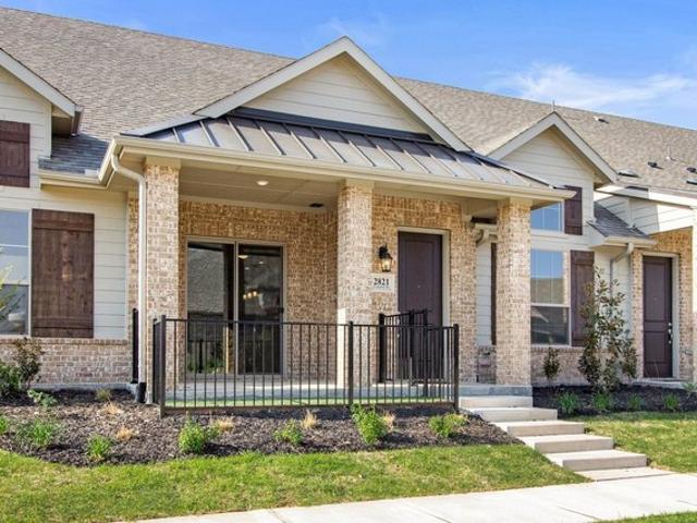 Townhouse for sale in Woodbridge, Wylie