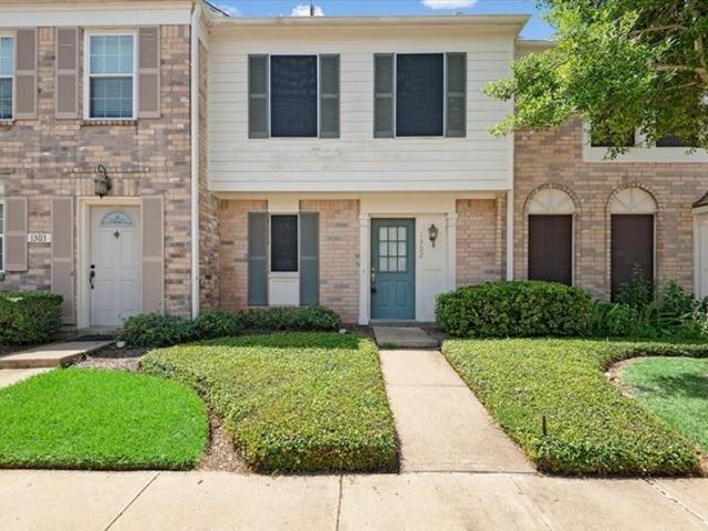 Townhouse for sale in Sugar Land, Texas