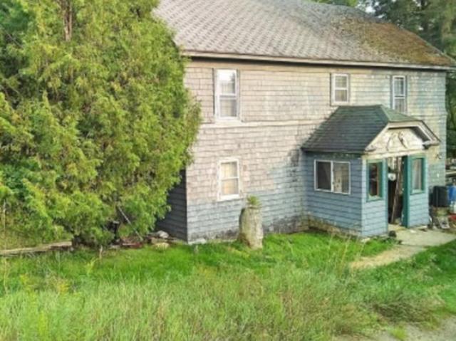 House for sale in Essex, New York