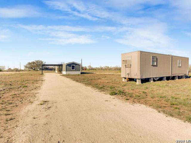 House for sale in Devine, Medina County