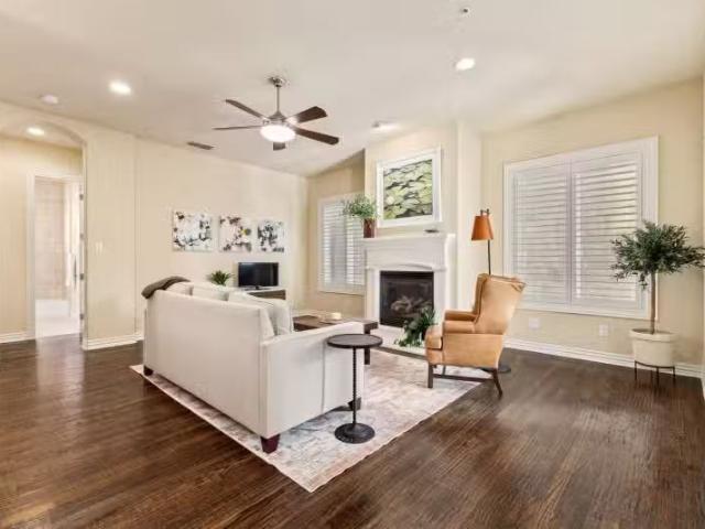 Condo for sale in Dallas Condo for sale in Dallas
