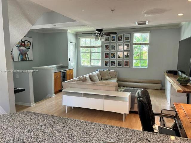 Townhouse for sale in Aventura