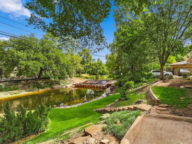 House for sale in Farmers Branch, Texas