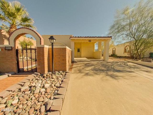 Townhouse for sale in Green Valley, Arizona