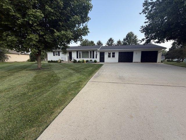 House for sale in Whiteside, Illinois