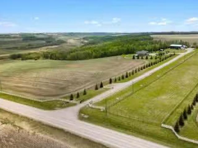 House for sale in Alberta