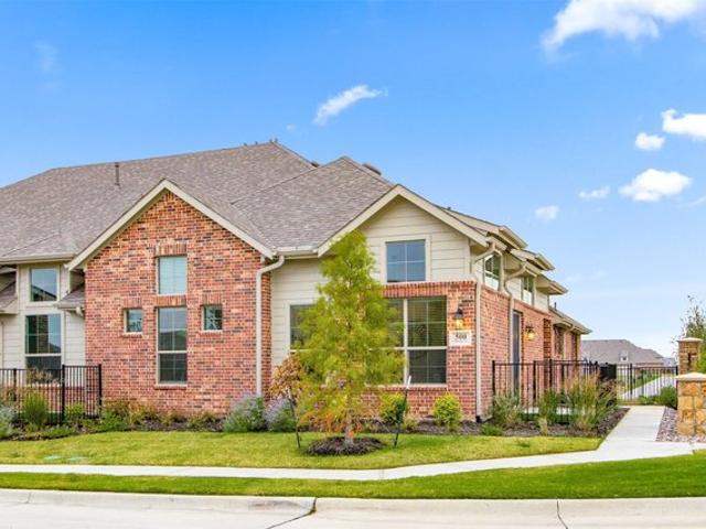 Townhouse for sale in Wylie, Texas