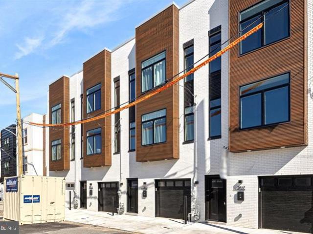 Townhouse for sale in South Philadelphia, Philadelphia
