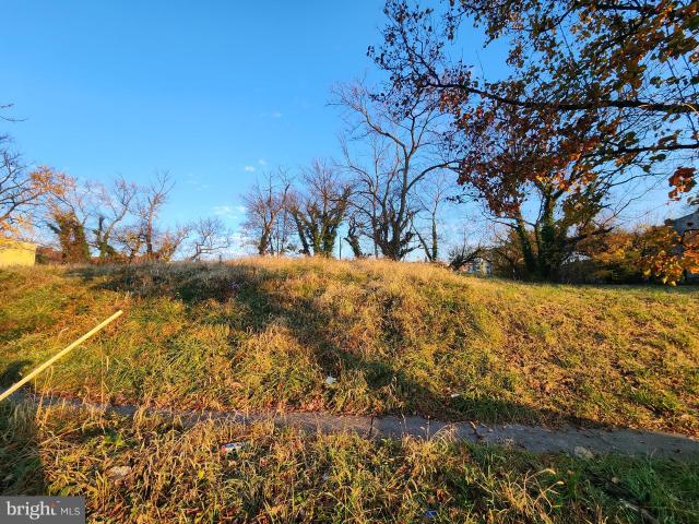 Land for sale in Gibsonton, Maryland