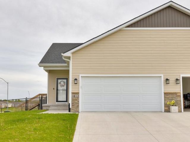 Townhouse for sale in Norwalk, Iowa