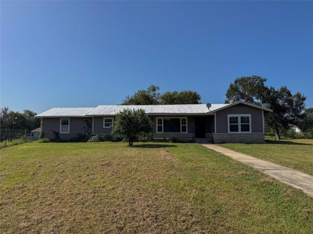 House for sale in Dale, Texas