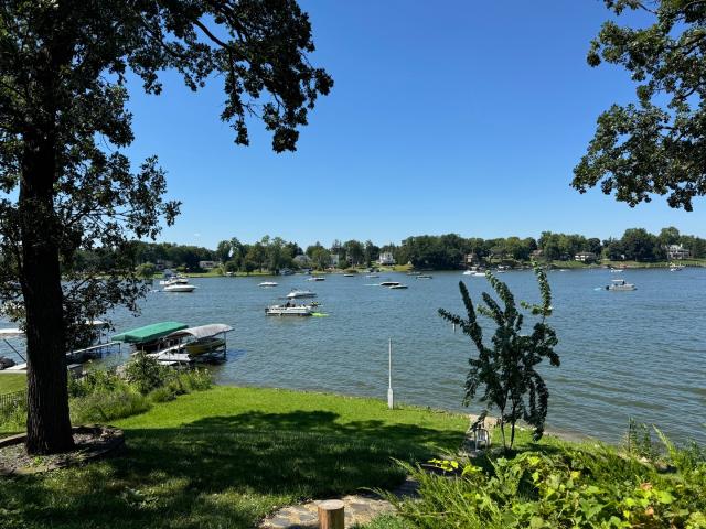 House for sale in Mchenry, Illinois