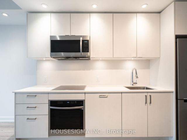 Condo for sale in Woburn, Ontario