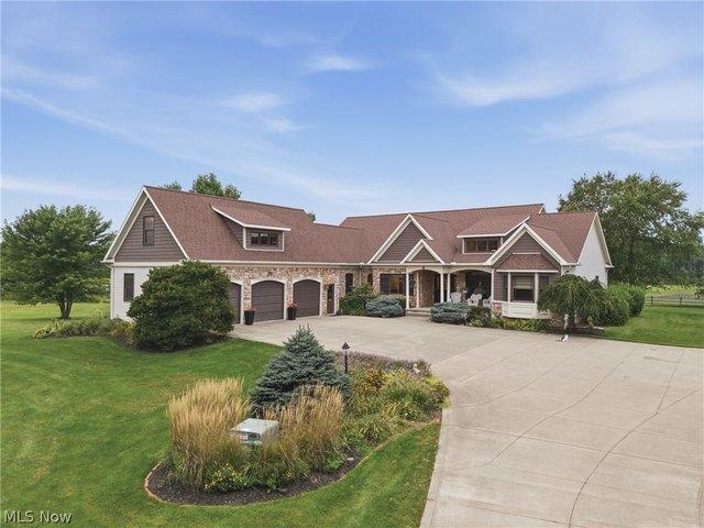 House for sale in Portage, Ohio