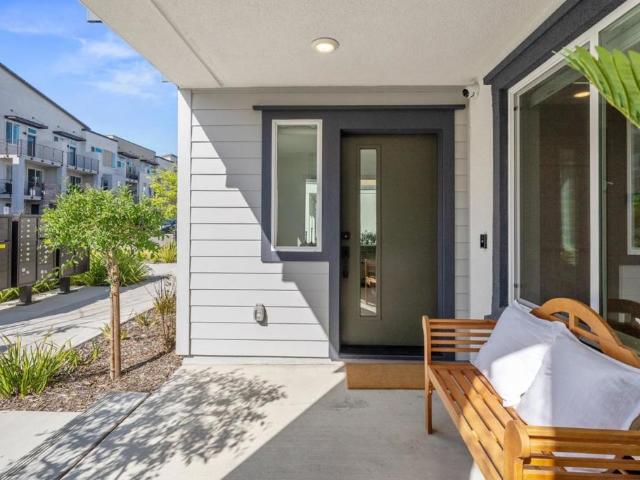House for sale in Alameda, Alameda County