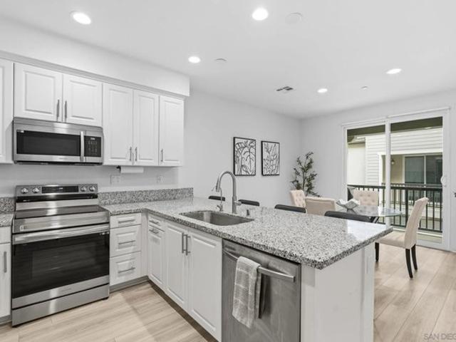 Townhouse for sale in Spring Valley, California