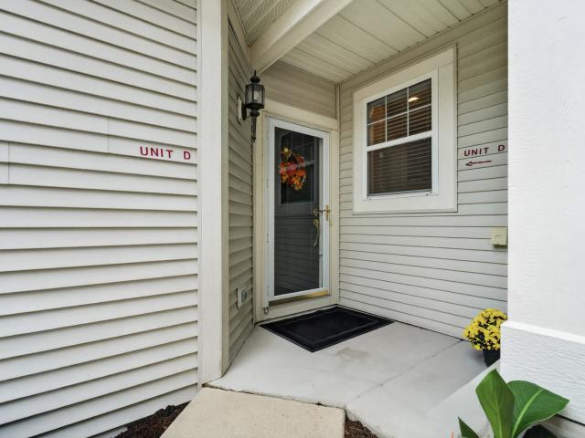Townhouse for sale in Wauconda, Illinois