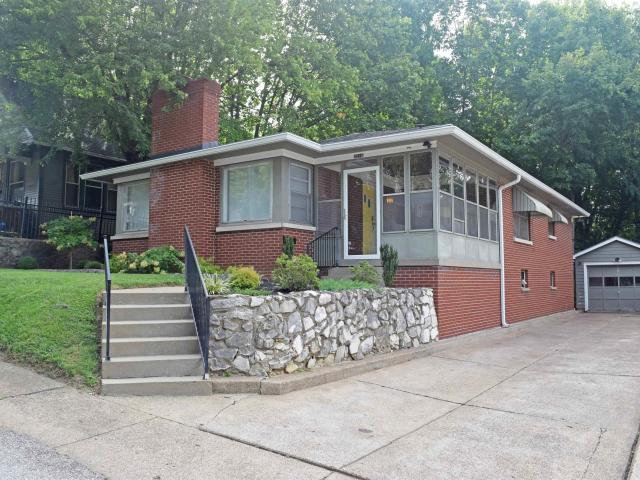 House for sale in Evansville, Indiana