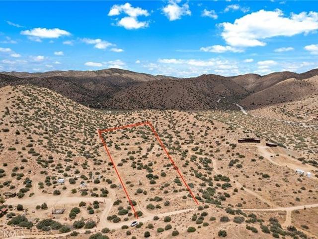Land for sale in Pioneertown, California