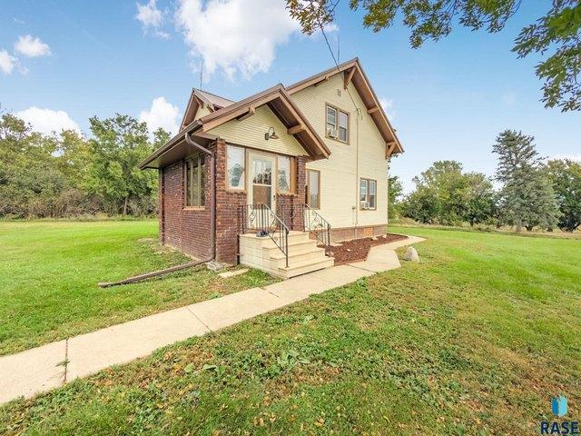 House for sale in Freeman, South Dakota