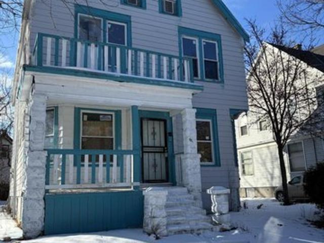 House for sale in Milwaukee, Wisconsin