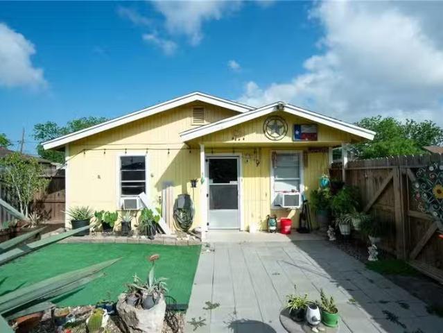 House for sale in Corpus Christi